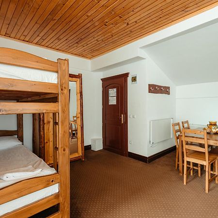 Hotel Complex Turistic Alpina Blazna Sant Esterno foto